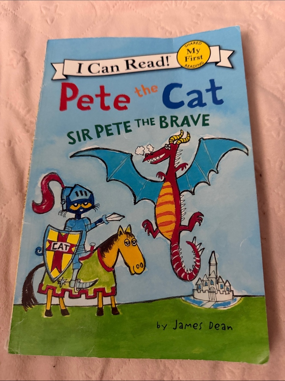 Pete the Cat "Sir Pete the Brave" I Can Read Picture Book - Blue Cover